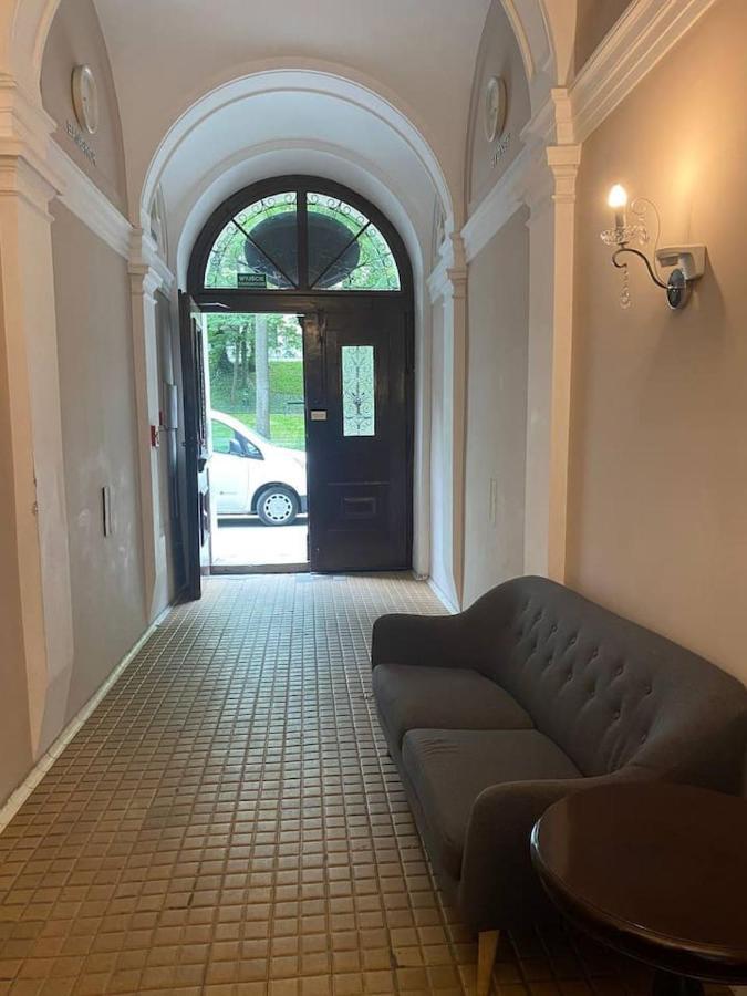 Apartamenty Dobra Noc Przy Wawelu 2 Bedrooms クラクフ エクステリア 写真